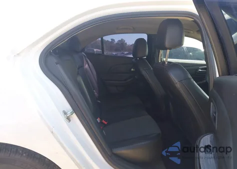 2015 Chevrolet Malibu 1Lt z USA, uszkodzony, nr VIN 1G11C5SL1FF217524